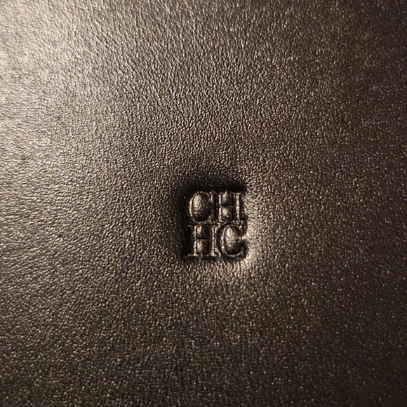 Carolina Herrera Men's Leather Wallet - Picture 4 of 5